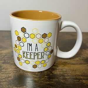 Buzz Off Beekeeper Bees Mug I’m A Keeper Honeycomb Beehive Coffee Tea Cup
